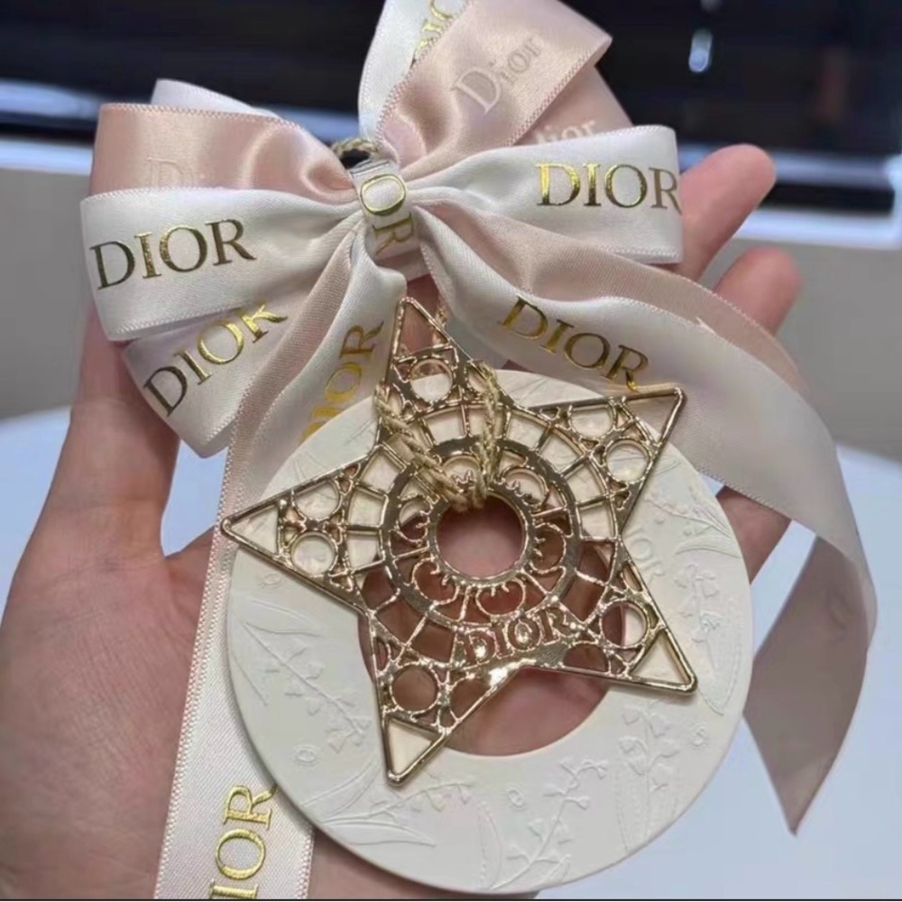 Dior Beauty Scented Diffuser Hanging Ornament – Holiday Charm